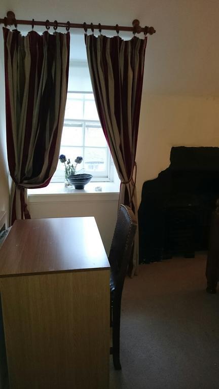 Royal Mile Budget Apartments Edimburgo Quarto foto